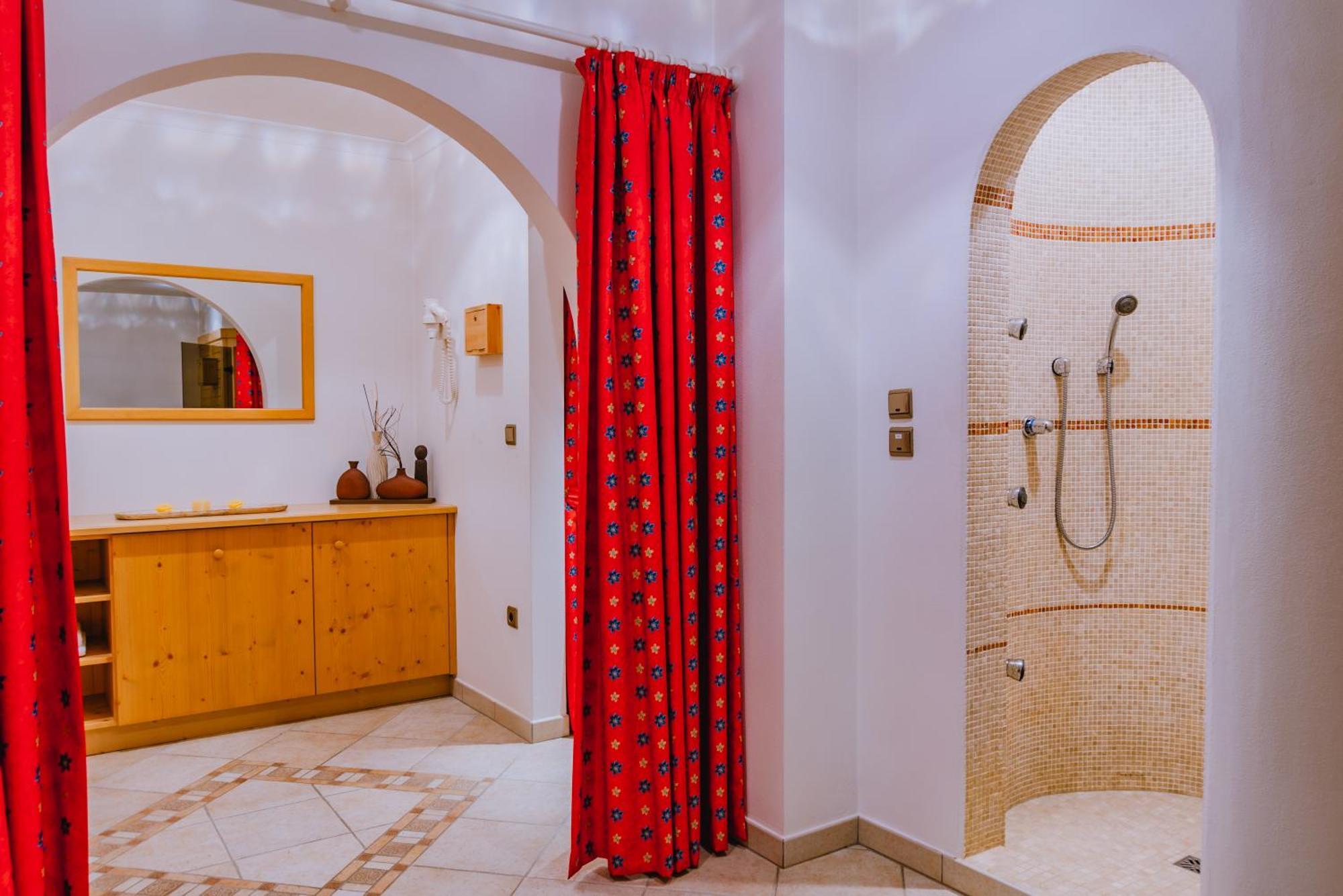 Garni Hotel Belalp Santa Cristina Val Gardena Εξωτερικό φωτογραφία